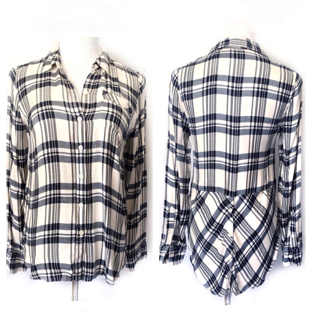 LUCKY BRAND PLAID RAYON BLUE WHITE LONG SLEEVE SPLIT TAIL BUTTON UP TUNI…